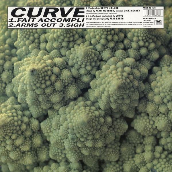 Curve - Faît Accompli